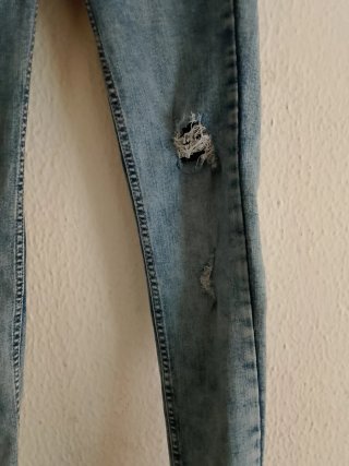 Vaqueros Pull&Bear rotos