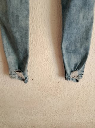 Vaqueros Pull&Bear rotos