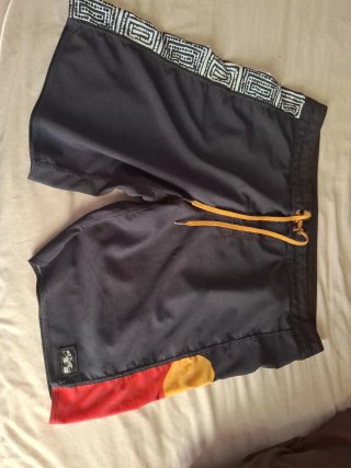 Bañador Billabong Negro y Rojo