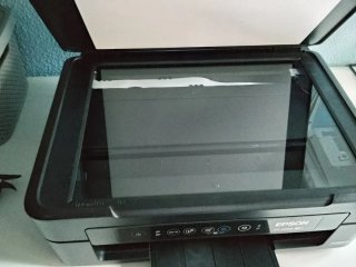 Impresora Epson XP-2200 con escaner WiFi Negra