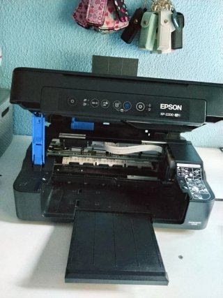 Impresora Epson XP-2200 con escaner WiFi Negra