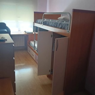 Dormitorio juvenil completo madera y morado