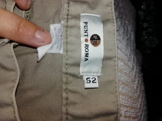 Pantalones negros mujer con botones dorados
