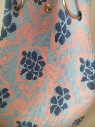 Bolso cubo estampado