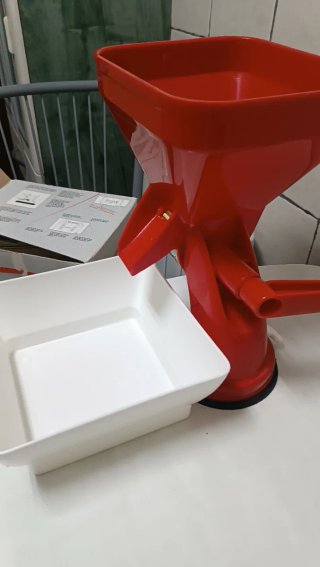 Triturador de tomate Passatutto Master