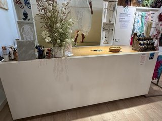 Mobiliario Tienda Ropa y Accesorios