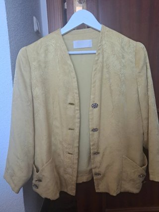 Chaqueta elegante mujer amarilla