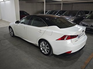Lexus IS 300h Hybrid Drive Tecno