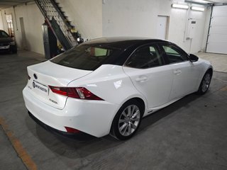 Lexus IS 300h Hybrid Drive Tecno