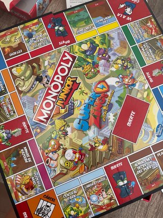 Monopoly Junior Super Zings Juego de Mesa