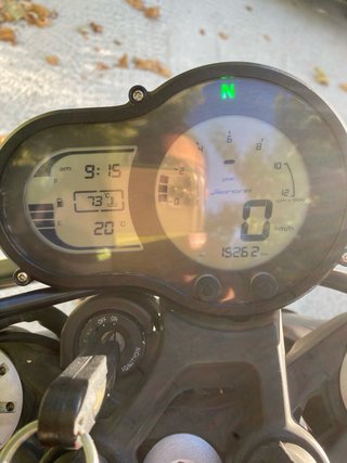 Benelli Leoncino 500 Naked Roja
