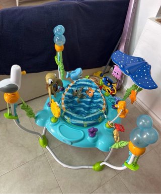 Saltador de bebé Nemo