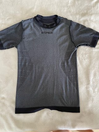 Camiseta deportiva negra Kipsta niñ@