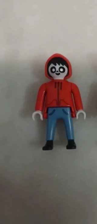 Figura Coco Huevo Kinder Disney