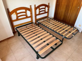 Conjunto 2 cabeceros + 2 somieres + 1 colchón