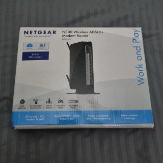 NETGEAR DGN2200 N300 Modem Router ADSL2+