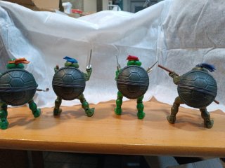 4 Tortugas Ninja + Shredder Figuras