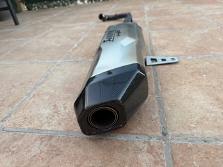 Escape Akrapovic HP