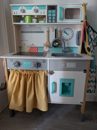 Cocina de juguete de madera