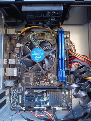 Torre PC Oficina Slim Negra