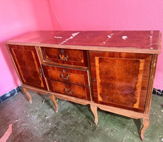 Armario de madera vintage