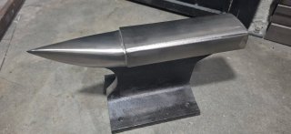 Yunque de metal para forja