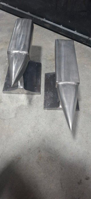 Yunque de metal para forja