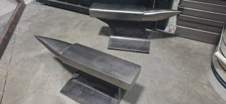 Yunque de metal para forja
