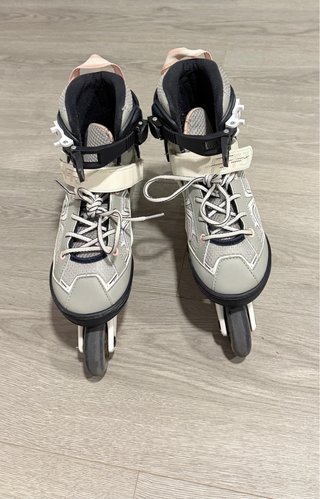 Patines en línea infantiles grises