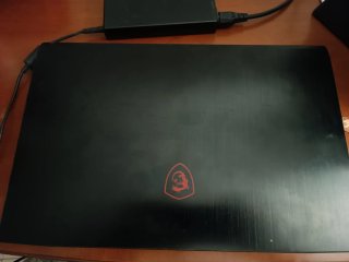 MSI Portátil Negro Buenas Condiciones