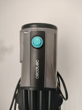 Escoba Eléctrica Cecotec Conga 600W