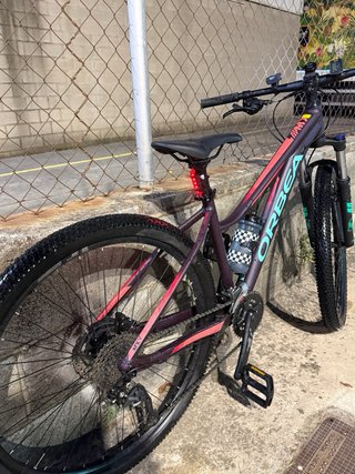 Bici MTB Orbea morada talla S