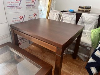 Mesa extensible madera maciza y 6 sillas