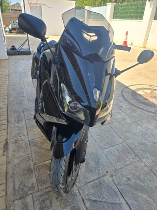 Yamaha TMAX 530 Negra