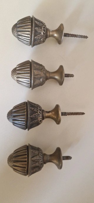4 Pigne/Terminali Arredo Vintage Ottone 301 gr