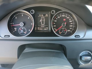 Volkswagen Passat 2011
