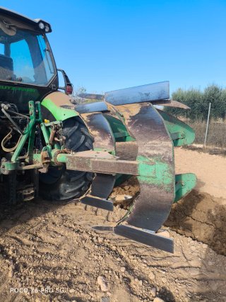 Vertedera para tractor