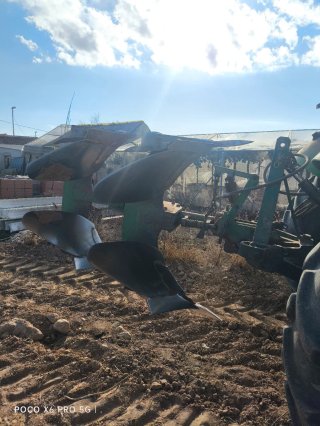 Vertedera para tractor