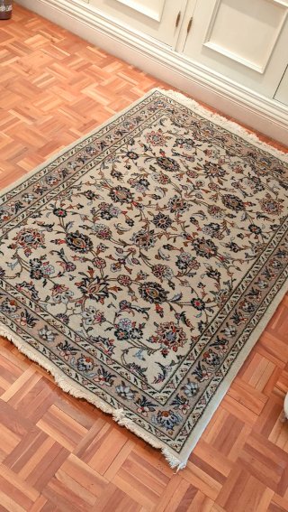 Alfombra Persa Beige y Multicolor 160cmx106.
