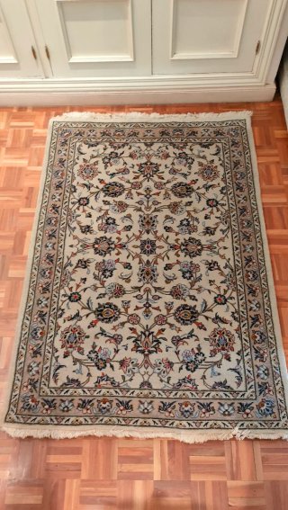 Alfombra Persa Beige y Multicolor 160cmx106.
