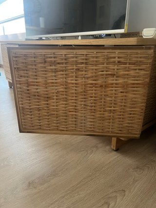 Mueble TV Ratan y Madera