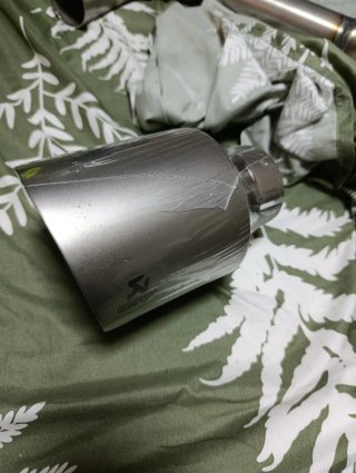 Colas de escape Akrapovic 63/114mm