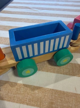 Tren de madera Montessori