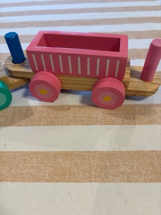 Tren de madera Montessori