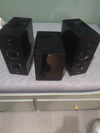 Minicadena LG Negra