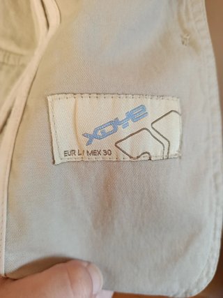 Chaqueta beige mujer