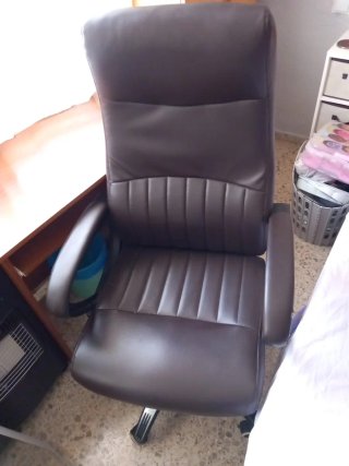 Silla de oficina con ruedas - Recogida Gandía