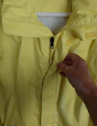 Chubasquero amarillo Everest talla M