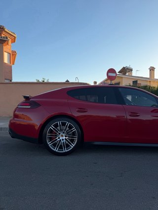Porsche Panamera 2015 GTS