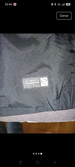 Due felpe Adidas nere e dorate